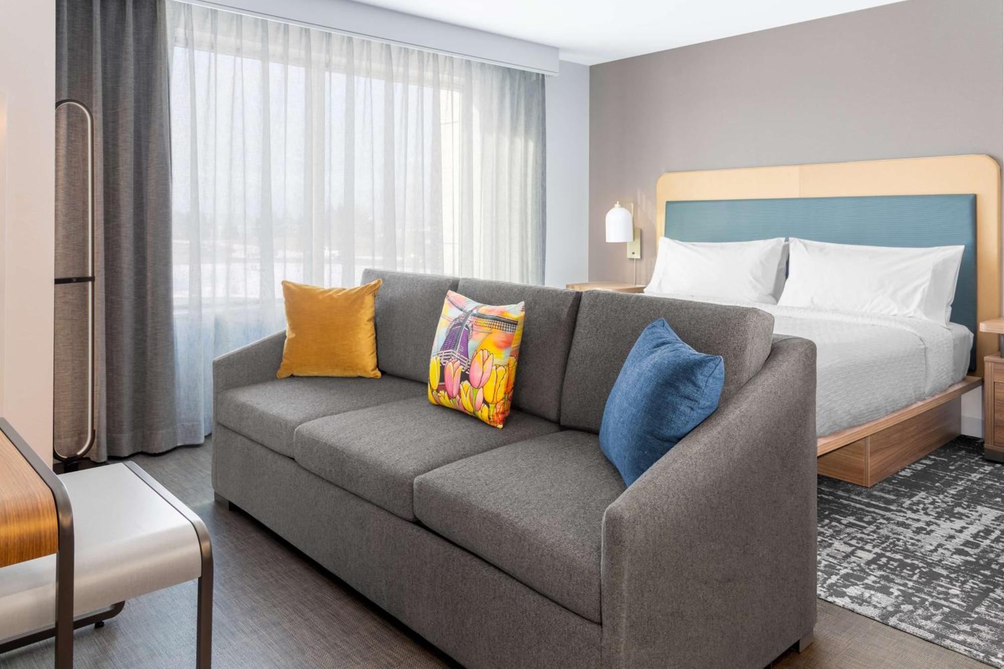 Homewood Suites By Hilton Holland Exterior photo